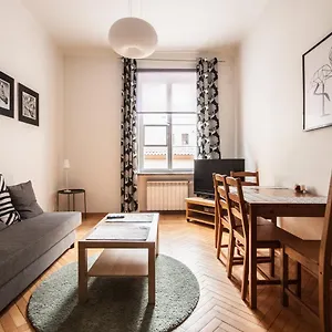 Elegant Old Town Market Apartamento